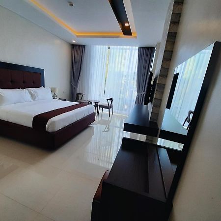 Winrich Hotel 막탄 외부 사진