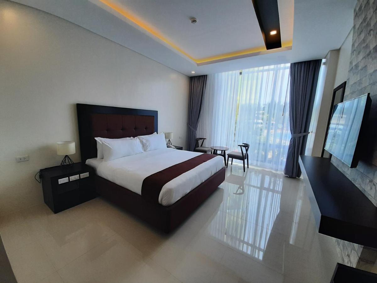 Winrich Hotel 막탄 외부 사진