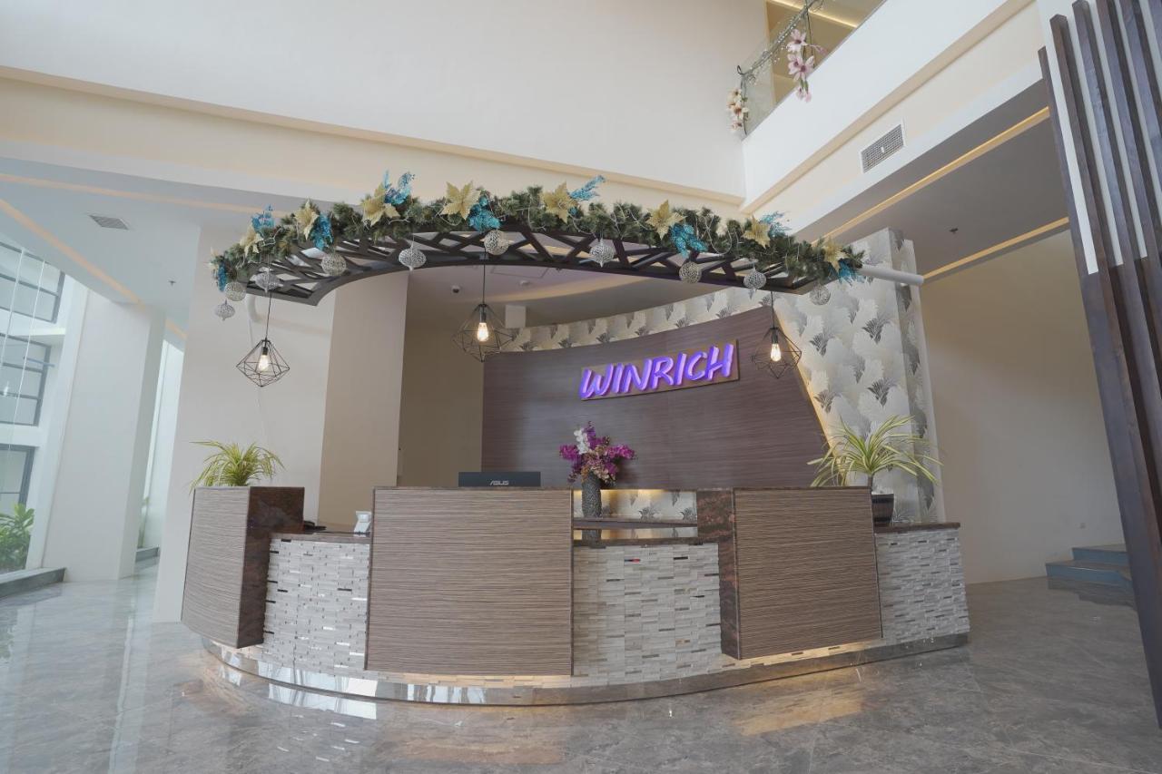Winrich Hotel 막탄 외부 사진