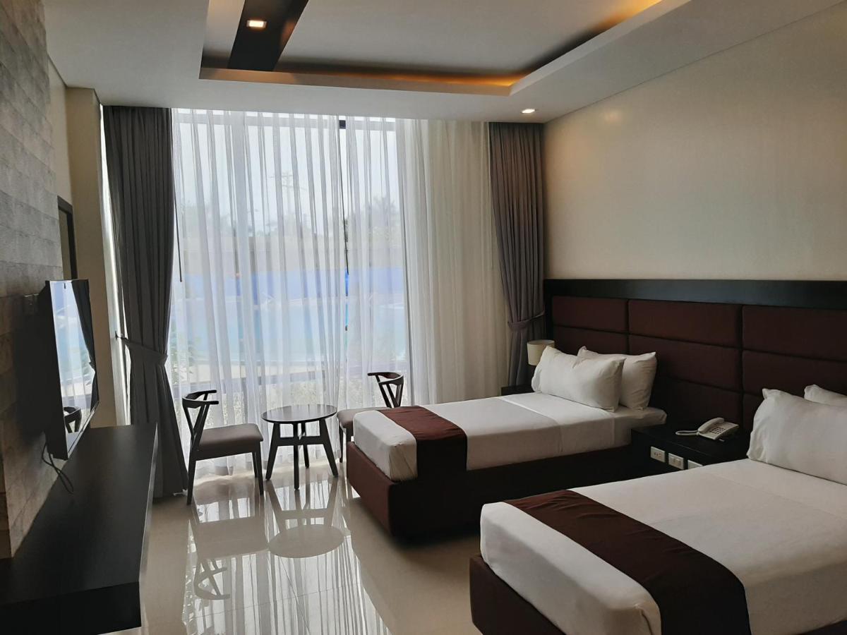 Winrich Hotel 막탄 외부 사진