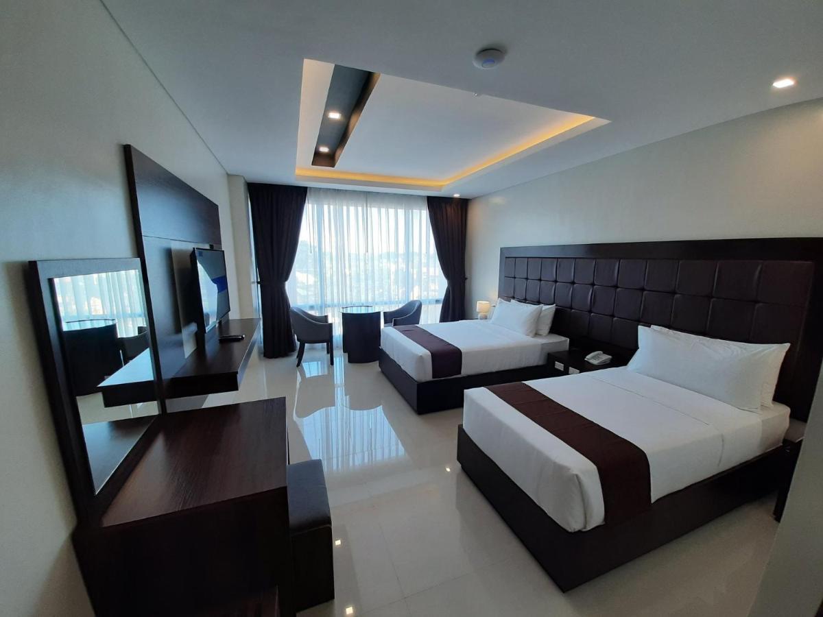 Winrich Hotel 막탄 외부 사진